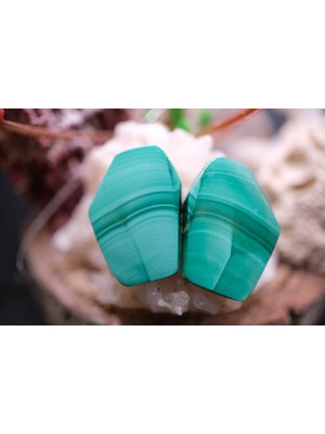 Aries 35.45CT 22X15.9MM Pear Natural Malachite Pair