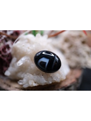 Aries 9.60CT 16X12.2MM Natural Banded Agate