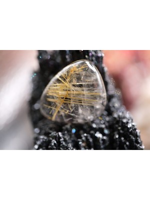 Aries 10.00CT 18.7X15.7MM Natural Pear Golden Rutilated Quartz