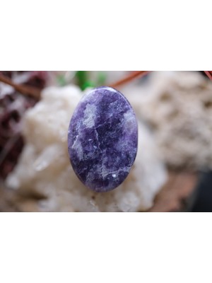 Aries 20.55CT 23.4X15.7MM Natural Lepidolite