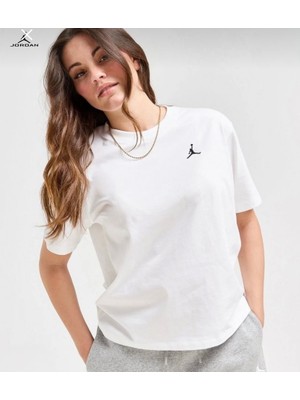 Nike Jordan Essential Gf Tee Core 23 Bol Kalıp Beyaz Kadın T-Shirt HJ5490-100