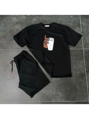 Adrift Unisex Paper Cup Baskılı Siyah T-Shirt ve Siyah Şort Sporcu Kombin