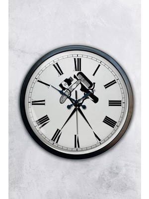 Kasva Concept 40 cm Siyah Metal Kırmızı Duvar Saati