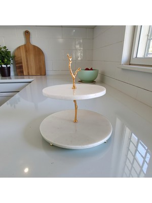 Ecay Mermer Ürünleri Beyaz Mermer 2 Katlı, Gold Sunumluk Gold Ayaklı 13*25