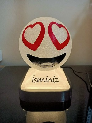 3D Dönüşüm Atölyesi Kişiye Özel Hediyelik Isimli Kalpli Gözler Emoji Dekoratif LED Lamba - Adaptörlü - Günışığı Ledli