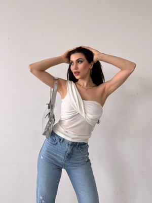 End Black Store Tek Omuz Buzzy Kadın Bluz