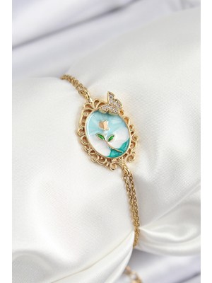 Asel Aksesuarcı 316L Çelik Zincir Mineli Sanatsal Portre Zirkon Taşlı Kelebek Detaylı Çiçek Model Gold Renk Kadın Bileklik