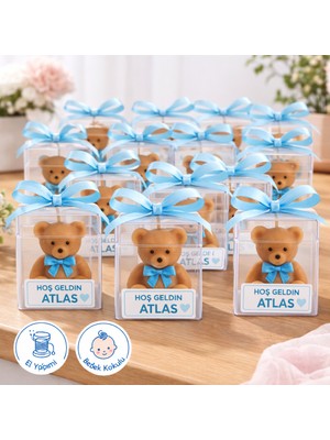 Larina Hediyelik Hoş Geldin Bebek Ayıcık Mum Hediyelik | Erkek Bebek – Mavi Kurdeleli, Bebek Kokulu, Etiketli – Mevlüt & Baby Shower Hediyesi (10-30 Adet)