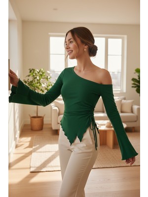 Kadın Yeşil Uzun Ispanyol Kollu Asimetirik Yaka Yandan Bağlamalı Drapeli Bluz