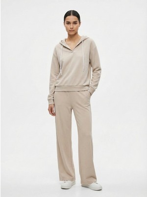 LTB V Yaka Oversize Kapüşonlu Krem Sweatshırt