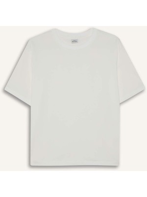 DeFacto Comfort Fit Bisiklet Yaka Sporcu Kısa Kollu TIŞÖRT F8106AX26SP