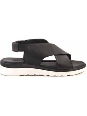 Rouge Kadın Sandalet 4514 Rahat Tasarım ile Şık ve Kullanışlı Ayakkabı