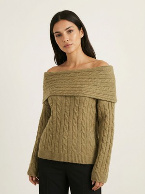 Okka Moda Madonna Yaka Saç Örgü Kazak