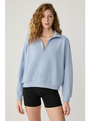 Urban Beat Aruna Kadın Dik Yakalı Fermuarlı Baskı Detaylı Relaxed Açık Mavi Sweatshirt