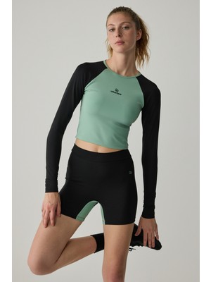 Urban Beat Marry Kadın Kontrast Parçalı Kısa Siyah-Granit Yeşili Şort