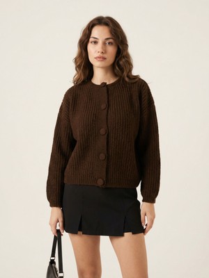 Okka Moda Düğme Detay Kahverengi Hırka