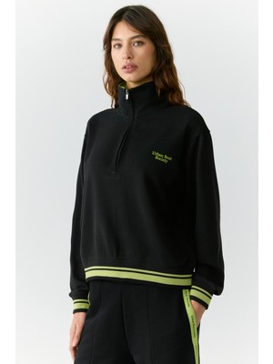 Urban Beat Natan Kadın Dik Yakalı Fermuarlı Baskı Detaylı Relaxed Siyah Sweatshirt