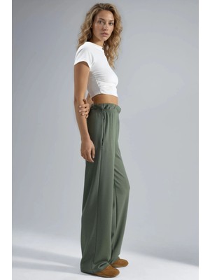 Hiccup Kadın Modal Dokulu Lastikli Bel Düz Paça Pantolon Berşan Collection Haki Yeşil