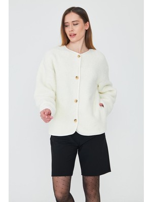Tubia Kadın Ekru Renk Iliklenebilir Cepli Peluş Ceket