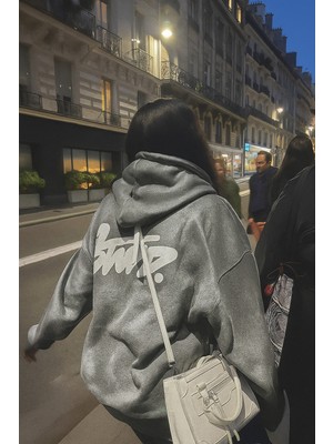 Bellanova Unisex 3 Iplik Oversize Kapüşonlu Kanguru Cepli Swnd Yazılı Sırt Baskılı Sweatshirt