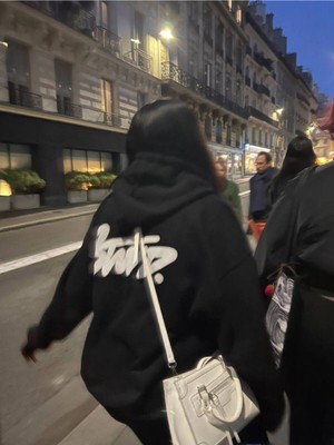 Bellanova Unisex 3 Iplik Oversize Kapüşonlu Kanguru Cepli Swnd Yazılı Sırt Baskılı Sweatshirt
