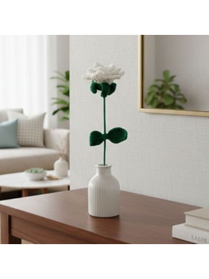 Uretti - Tuğba 9352 El Örgüsü Yapraklı Model Gül