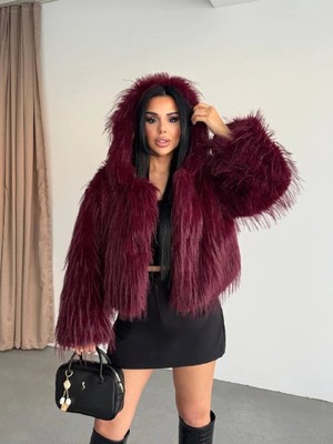 Cemo Crop Kesim Kapüşonlu Yumuşak Suni Kürk Mont