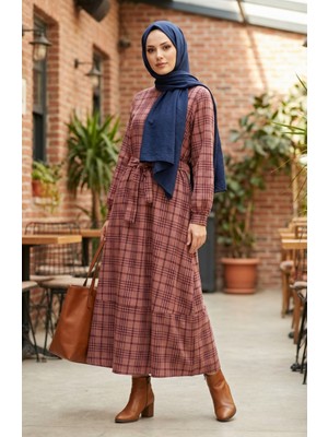Ekose Desenli Kuşaklı Tesettür Elbise 2219-01 Bordo