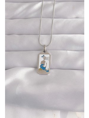 Inure Jewelry 316L Çelik Gümüş Renk Beyaz Mineli Kız Figür Tarot Kolye