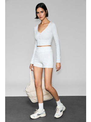 Urban Beat Sabına Kadın Yumuşak ve Esnek Kumaşlı Düğmeli Baskı Detaylı Slim Fit Grimelanj Bluz