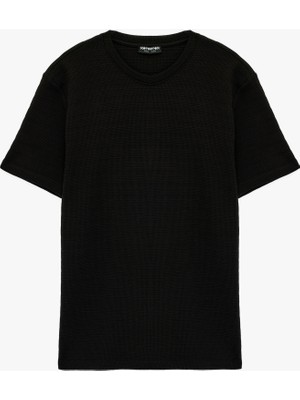 Koton Kısa Kollu Dokulu Bisiklet Yaka Pamuklu Slim Fit Tişört