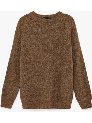 Koton Regular Fit Uzun Kollu Bisiklet Yaka Triko Kazak