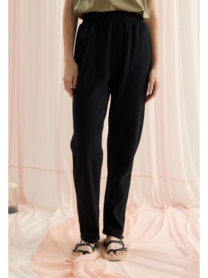 Tubia Kadın Siyah Renk Beli Lastikli Eşofman Altı