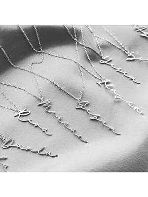 Akba Silver Kadın 925 Ayar Gümüş Zincirli Dikey Isimli Kolye