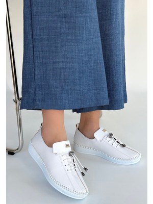 Erbilden Warte Beyaz Deri Bağcıklı Spor Ayakkabı