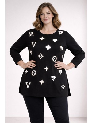 Şans Kadın Büyük Beden Siyah, Baskı ve Taş Detaylı, Yan Yırtmaç Bluz 65N39348