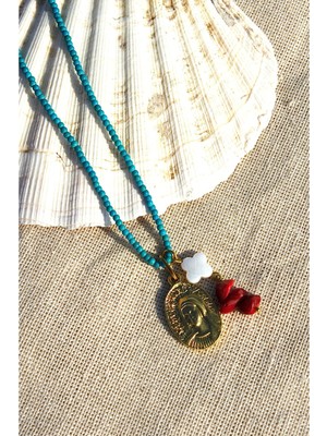 CAPO By Aytaç Yamaç 2mm Turkuaz Taşlı Mercan ve Sedef Detaylı Meryem Ana Madalyon Kolye