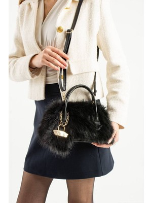 Gözde Mağazacılık Charm Detaylı Peluş Kadın El Omuz Çanta
