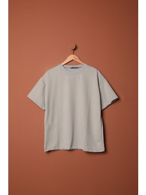 End Black Store Sıfır Yaka Oversize Iki Iplik Kadın Tişört Gri