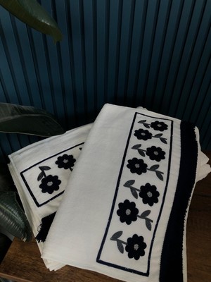 Bella Home Mercan Özel Tasarım Punch Püsküllü El Havlusu – 2 Adet – 50X90 cm