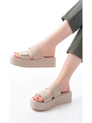 Sibel Gürel 861-1034 Bej  Çıtçıtlı Dolgu Topuk Kadın Terlik