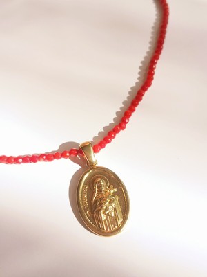 CAPO By Aytaç Yamaç Kırmızı Mercan Meryem Ana Madalyon Kolye 42CM