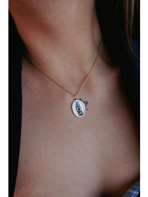 CAPO By Aytaç Yamaç 925 Ayar Gümüş Üzeri Altın Kaplama Tilki Kuyruğu Zincirli Hope Madalyon Kolye