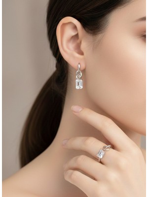 Keskin Gümüş 925 Ayar Gümüş Baget Taşlı Aşk Düğümü Küpe Ayarlı Yüzük Trend Kadın Set Sevgililer Günü Hediye