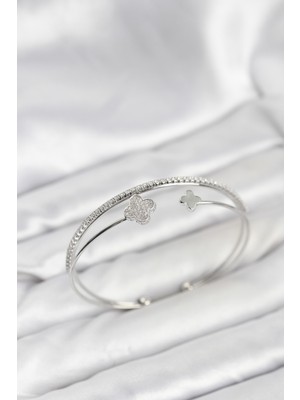 FRY Yonca Model Pirinç Gümüş Renk Kadın Bileklik - Lisinya