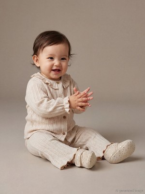 LC Waikiki Ekru Bebe Yaka Kız Bebek Hırka ve Tayt