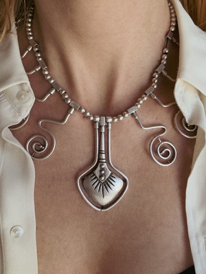 CAPO By Aytaç Yamaç Sonsuzluk Figürlü Antik Tasarım Kolye Eskitme Gümüş Kaplama