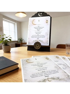 Hippodeco Ramazan Takvimi 33 Sayfa | Ayet Hadis Dua Içerikli | Siyah Mdf Standlı Gold Detaylı