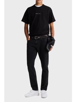 Tommy Hilfiger Erkek Rahat Kesim Yuvarlak Yaka Pamuklu Kısa Kollu Siyah T-Shirt DM0DM21110-BDS