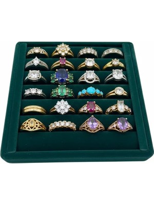 Megass Dekor Süet Kumaş Yeşil Renk 15 cm 15 cm Yüzük Sergileme Standı